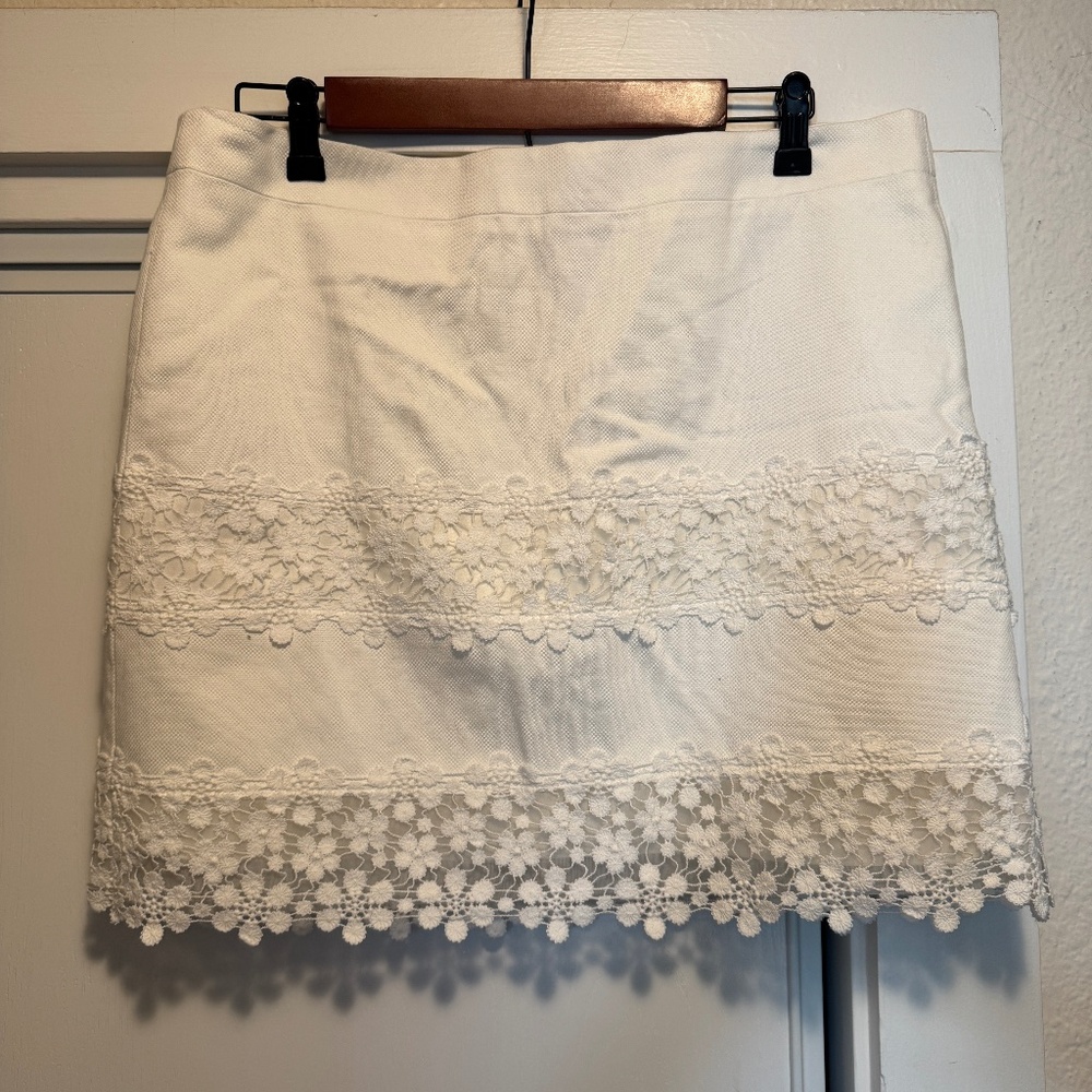 J Crew ivory skirt with lacy border